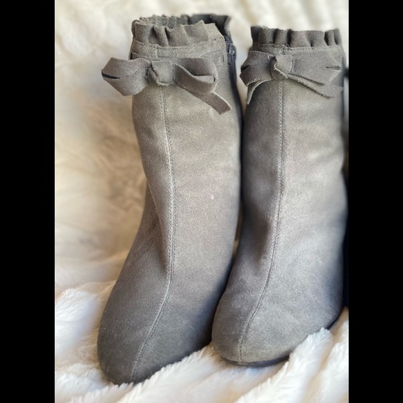 Suede High Heeled Booties - Picture 2 of 9
